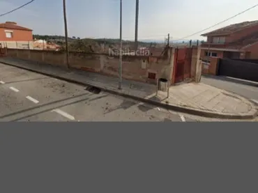 Terreno Residencial en  Avinguda de Can Rosés 1 - Foto 1