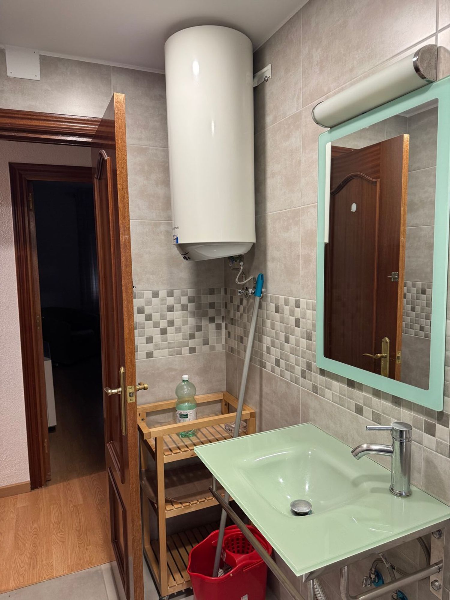 Piso en Reyes Católicos - Foto 5