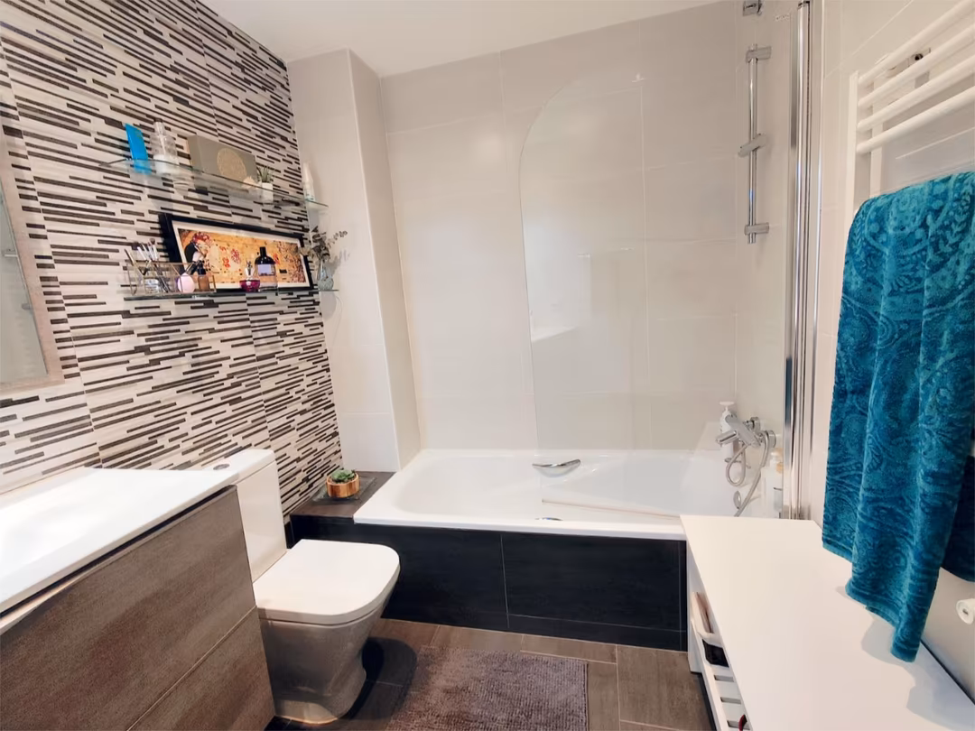 Piso en  Calle Castillo de Belmonte 1 - Foto 23