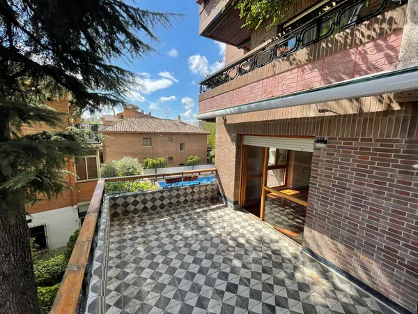 Piso en calle de Poniente, 25