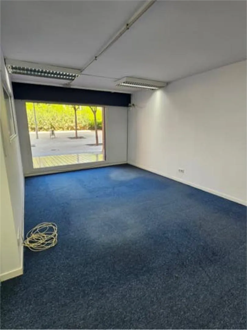 Local comercial en Residencial TV3 - Foto 6