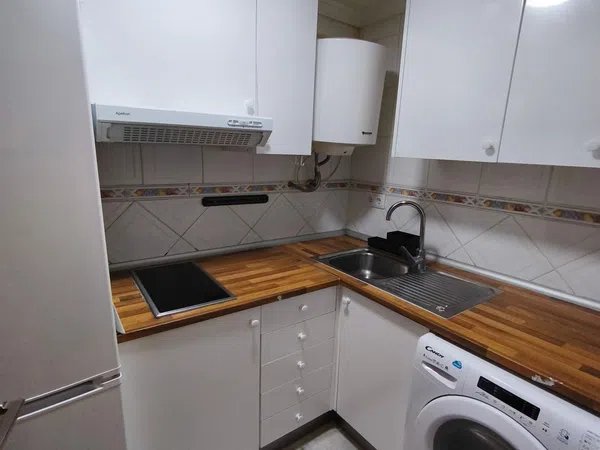 Estudio en calle de Saridakis, 19 - Foto 4