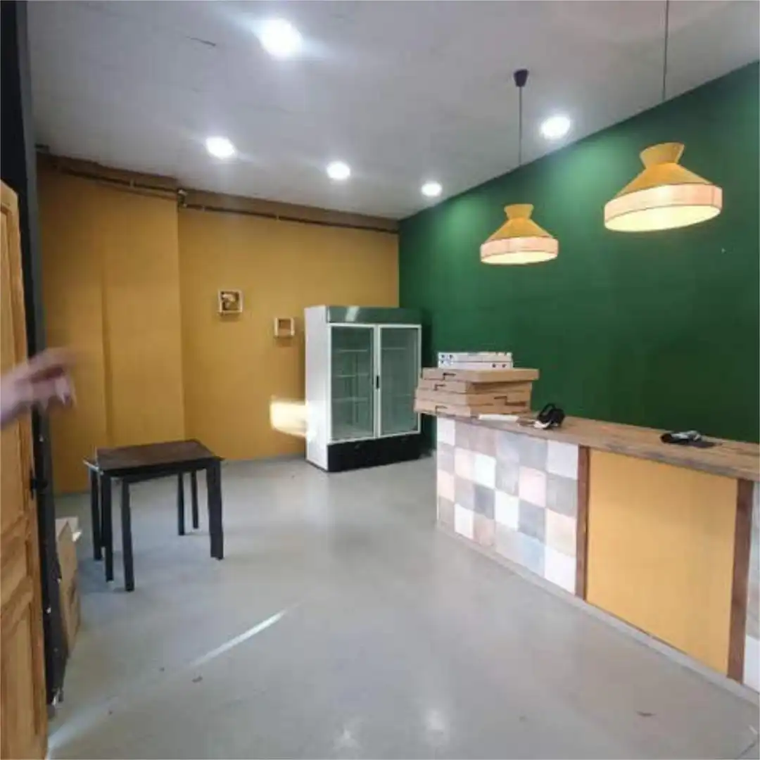 Local comercial en Las Rosas - Foto 3