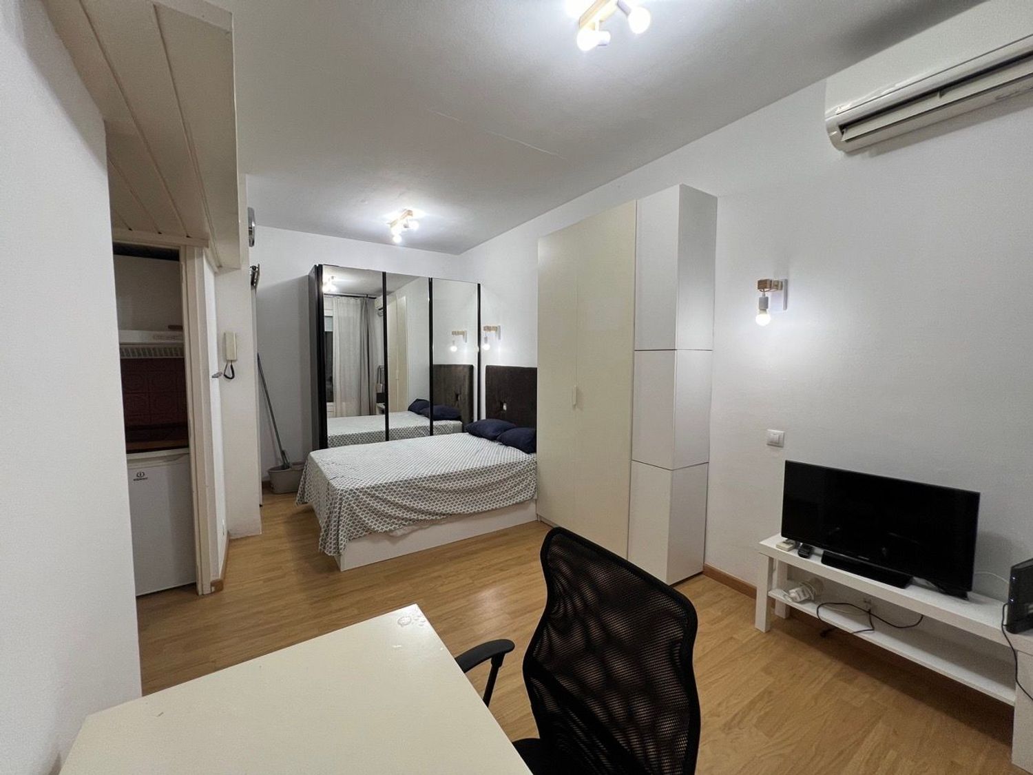 Estudio en Calle dels Comtes de Bell-Lloc, Sants - Foto 12