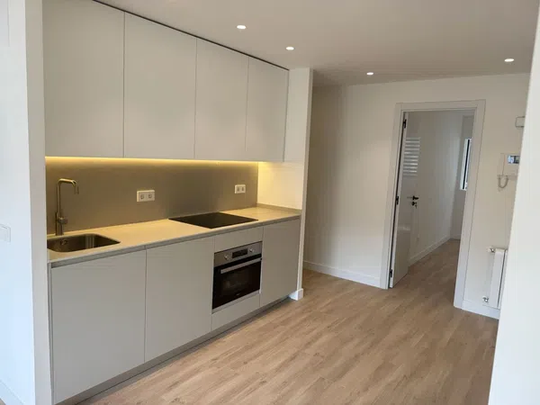 Piso en calle de Ascao, 60