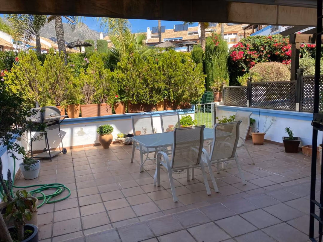 Casa adosada en  Urbanización La Reserva 6021