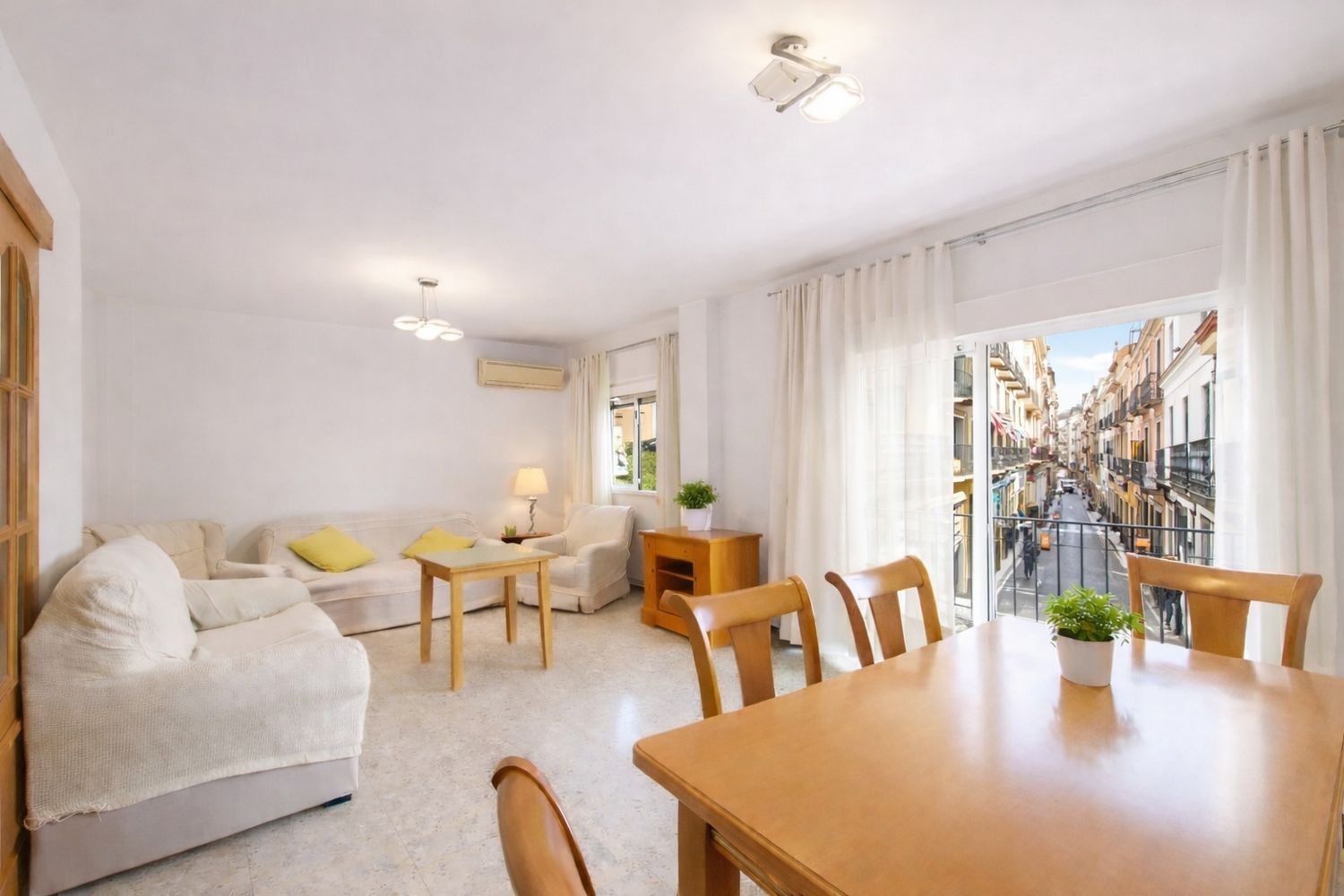 Piso en Barrio Feria - Foto 2