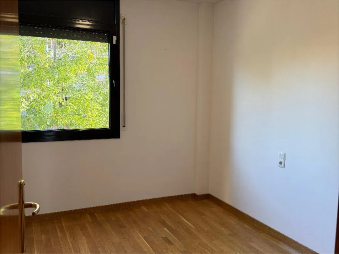 Piso en  Plaça de Maria Vinyes 29 - Foto 12