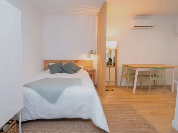 Estudio en calle Siete Lagunas, 8 - Foto 1