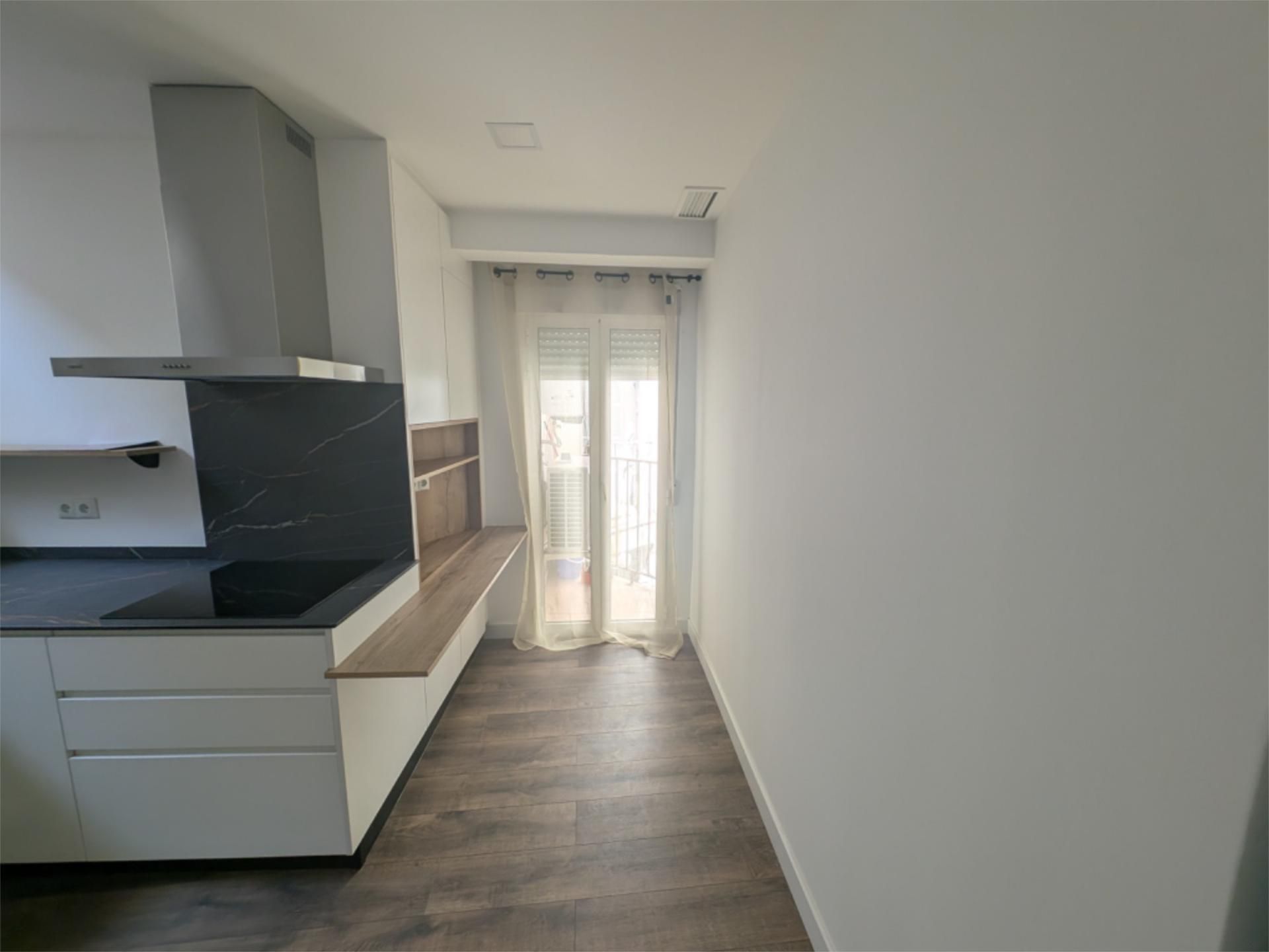 Piso en  Calle General Primo de Rivera 8 - Foto 10