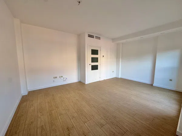 Chalet adosado en calle Pepa Flores Marisol, 30 - Foto 6