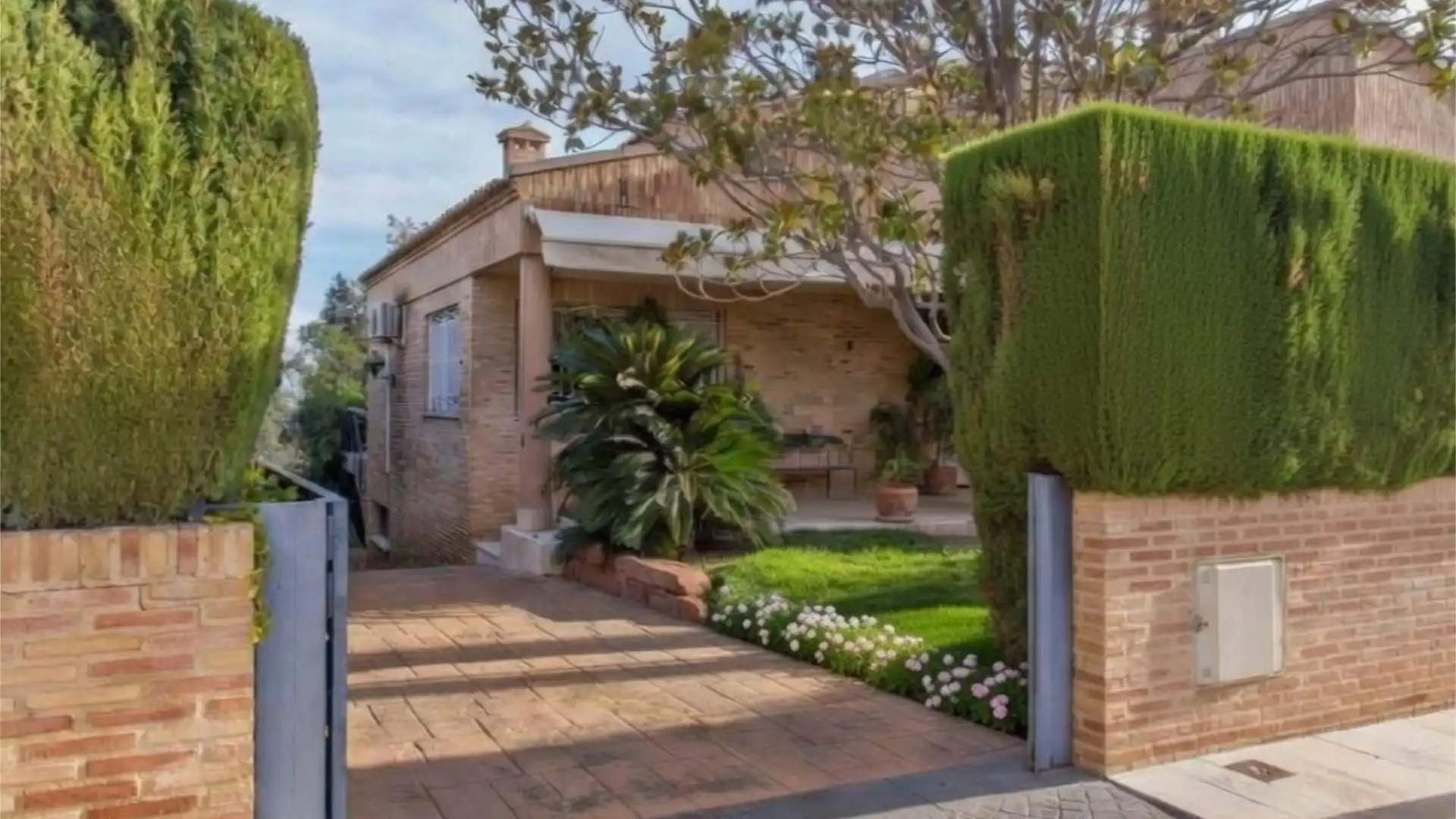 Chalet en  Carrer Pujada de l'Ermita 8 - Foto 2