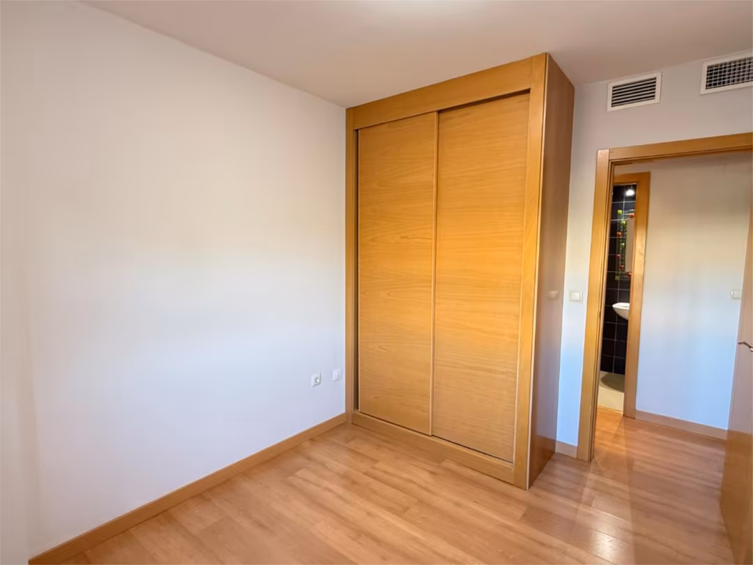 Piso en  Calle Párroco Antonio González Abato 22 - Foto 6