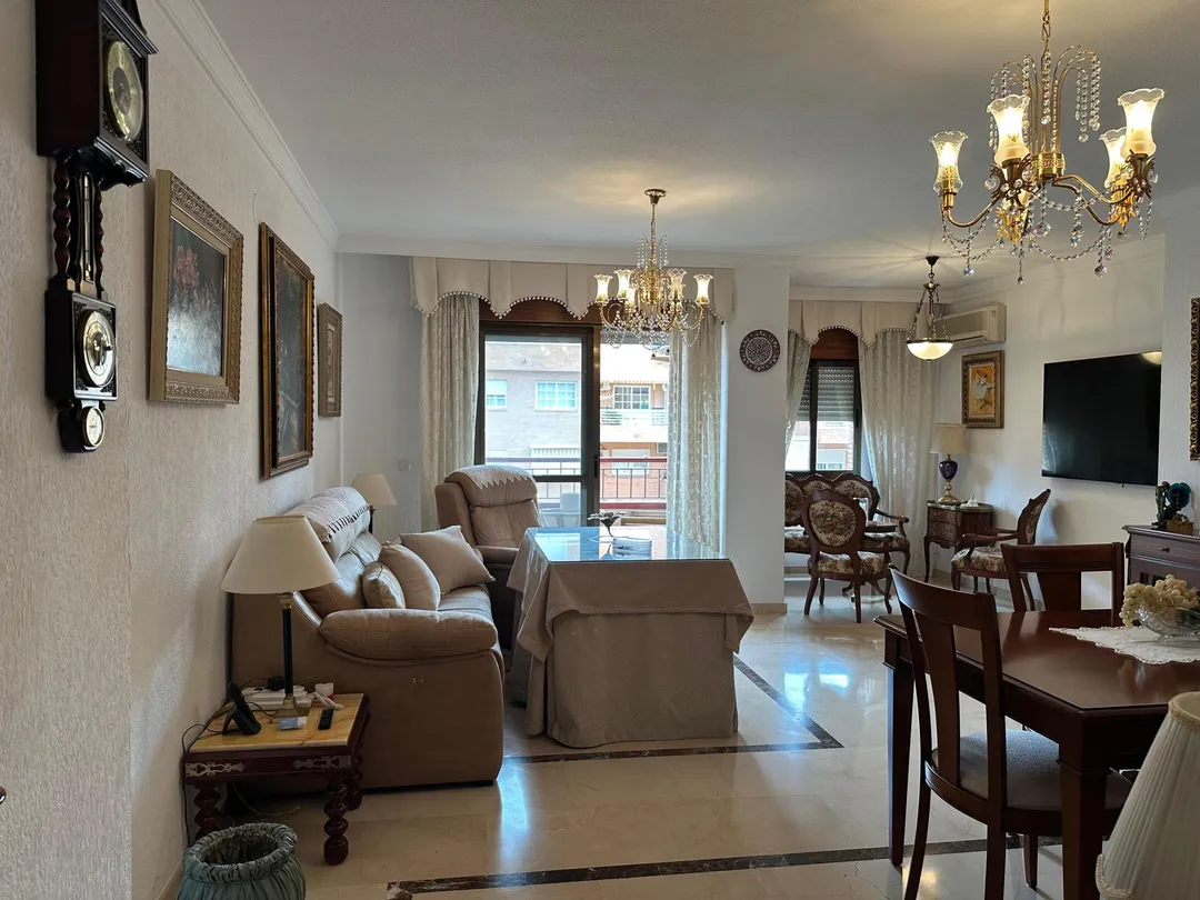 Piso en  Calle Torre de Peralada 3 - Foto 17