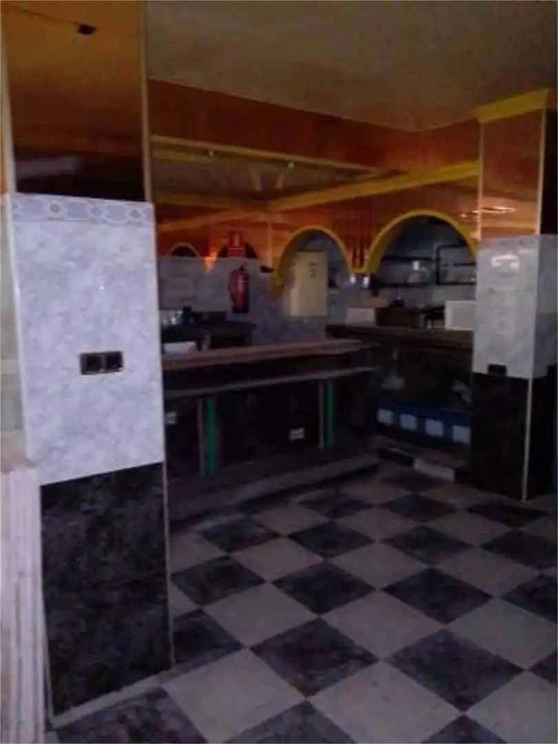 Local comercial en Bailen-Miraflores - Foto 4