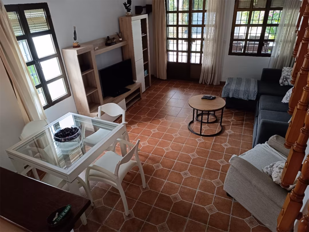 Chalet en  Avenida Descubrimiento 17 - Foto 8