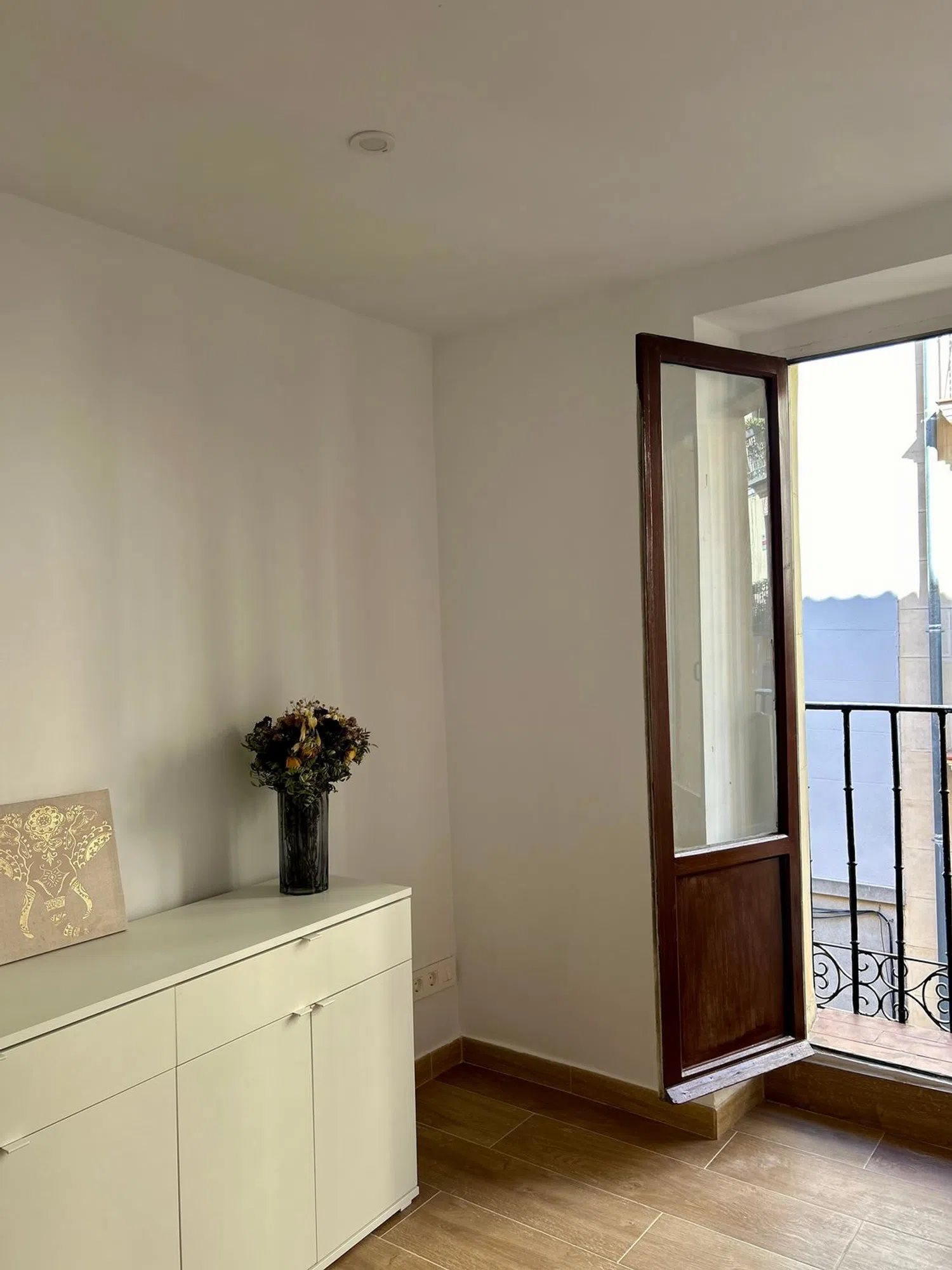 Estudio en calle del Salitre, 42 - Foto 3