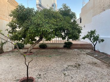 Planta baja en  Avenida Juan Sebastián Elcano 160 - Foto 5