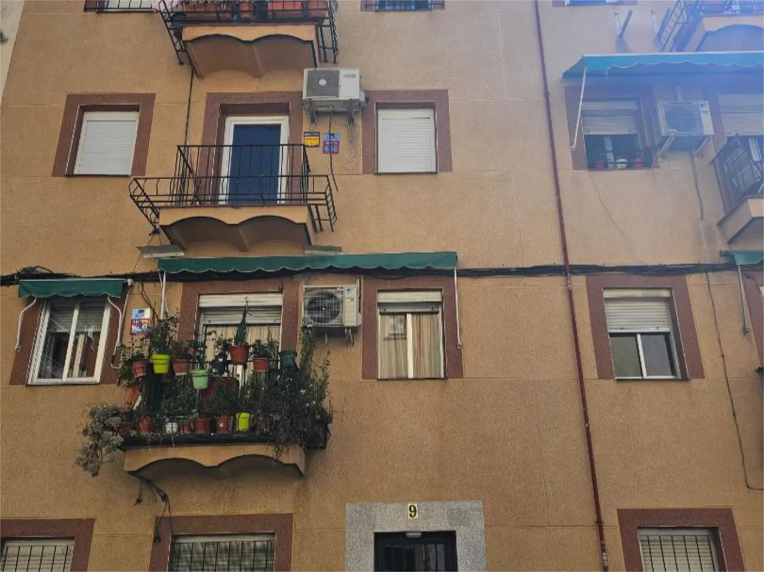 Piso en  Calle del Pinzón 9