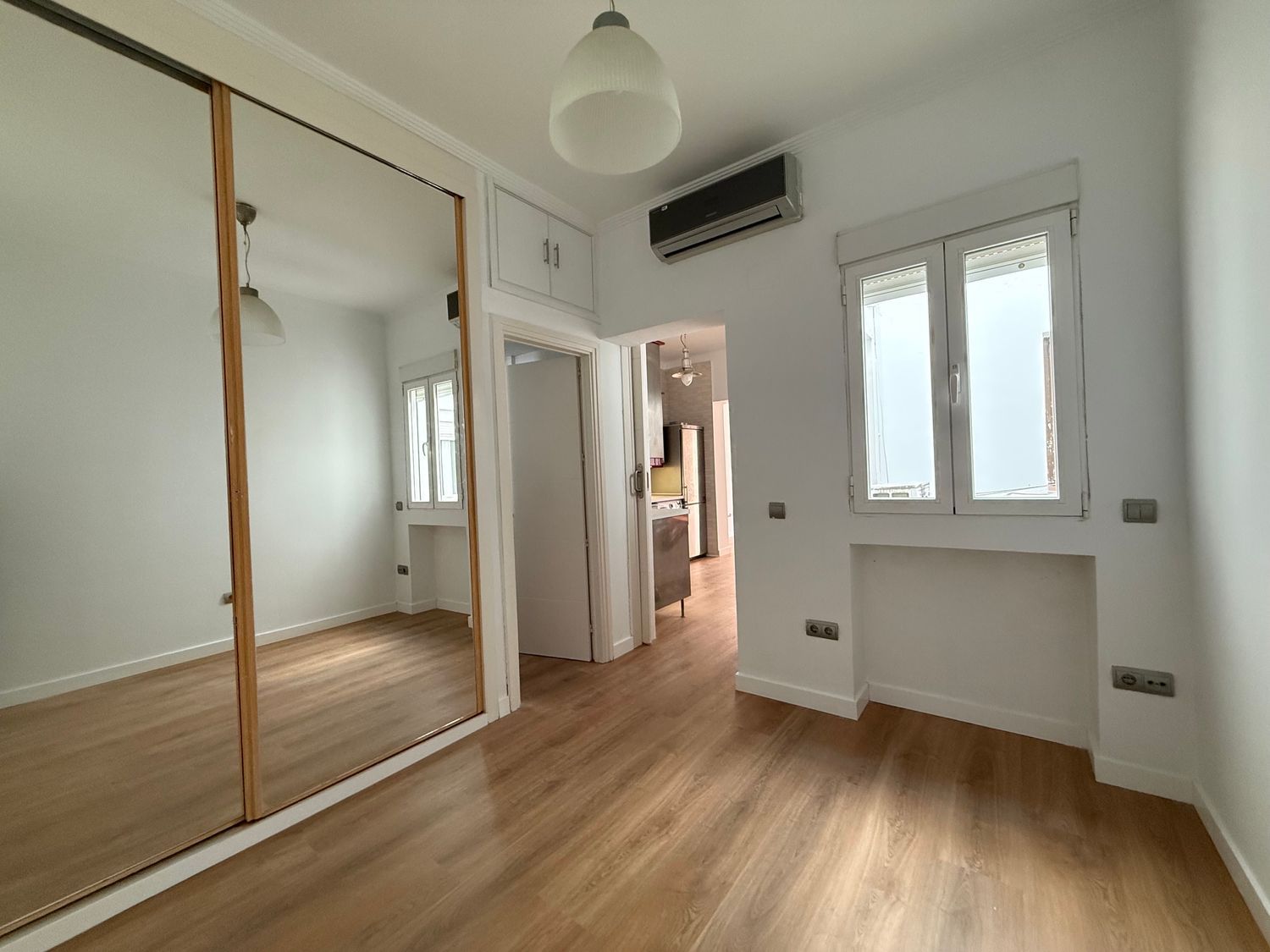 Piso en calle de María de Guzmán, 3 - Foto 10