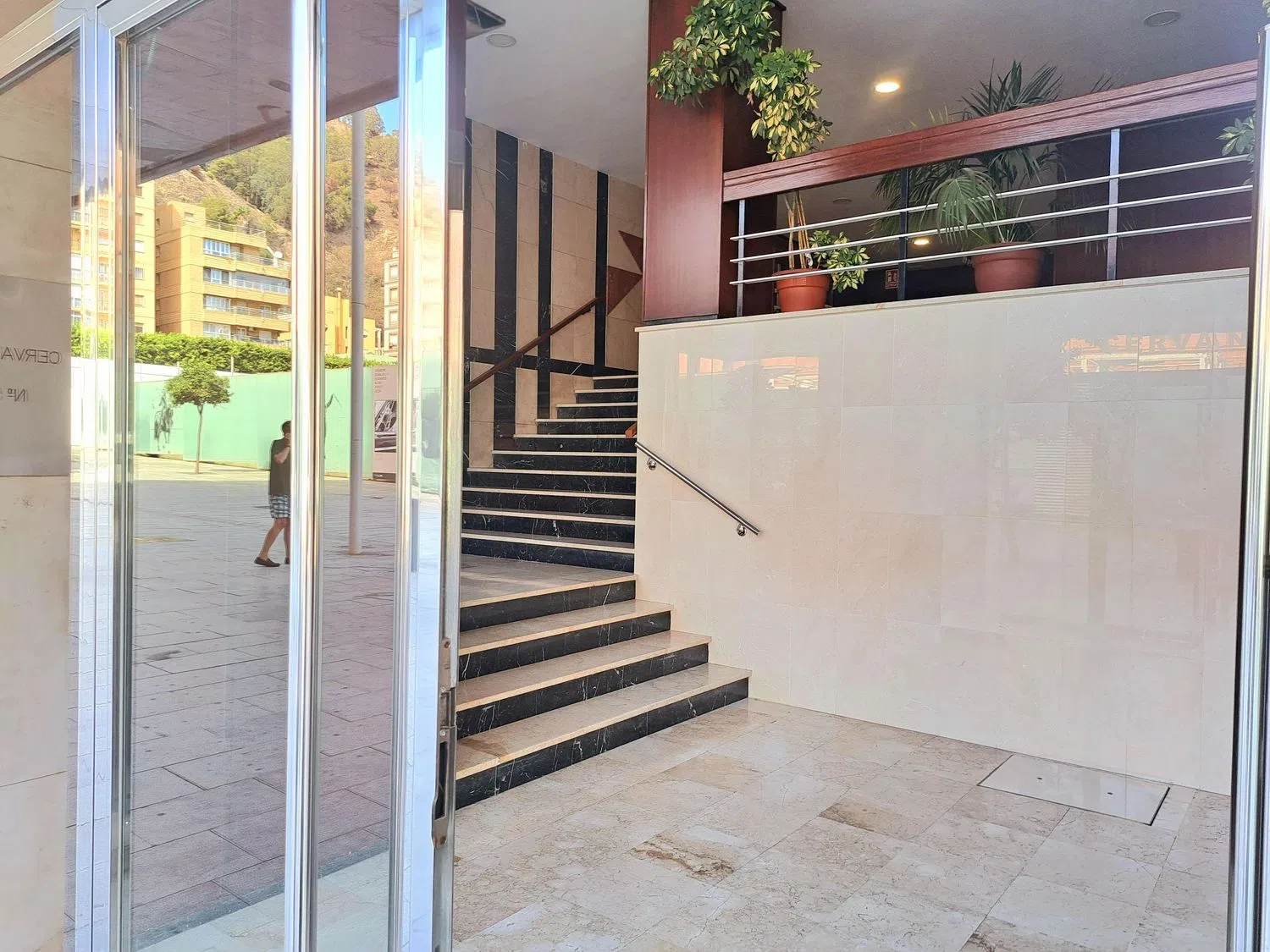 Estudio en calle Cervantes, 5 - Foto 2