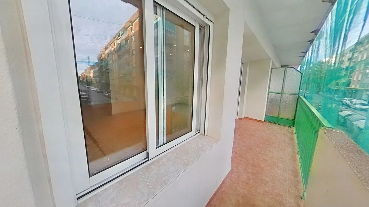 Piso en Barrio Torrefiel - Foto 22