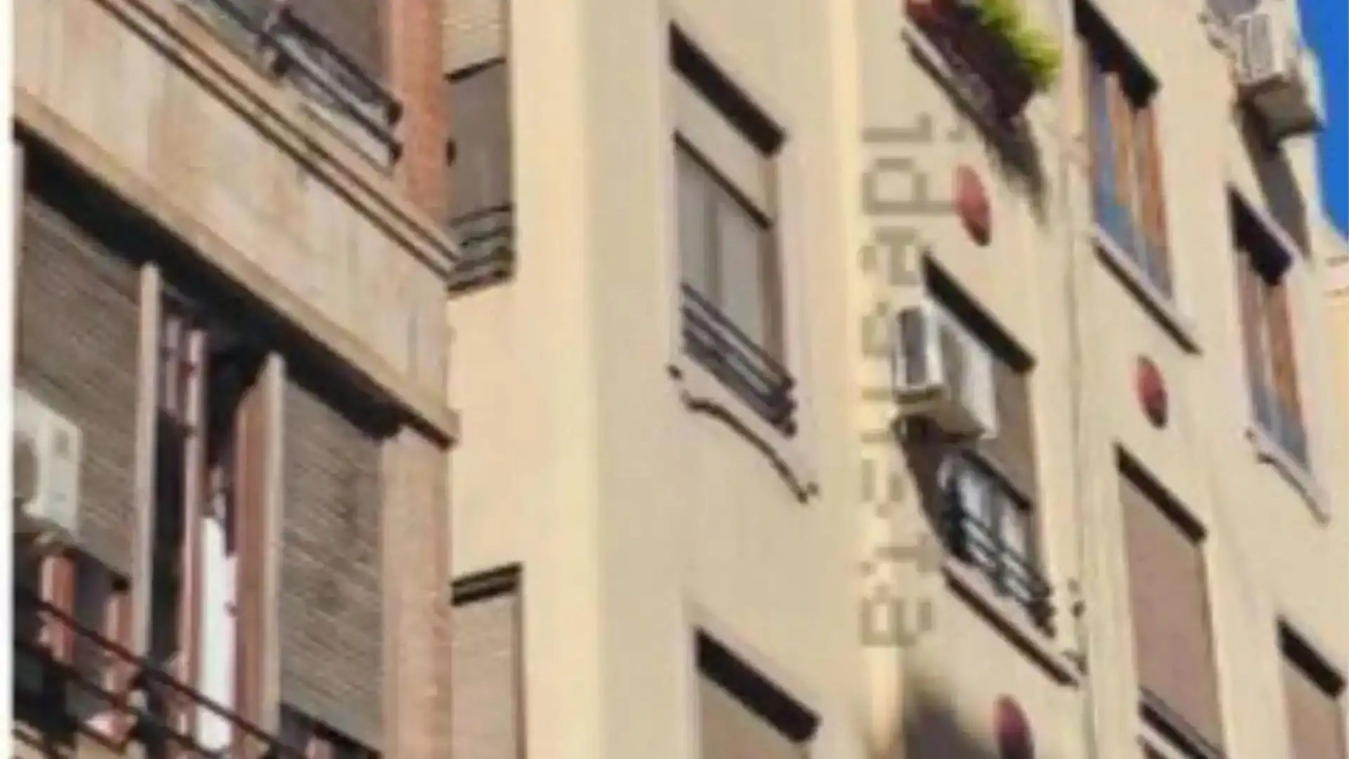 Piso en  Carrer del Túria 33 - Foto 1