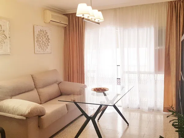 Piso en Calle Manuel Arellano, 3, Ronda de Triana-Patrocinio-Turruñuelo - Foto 1