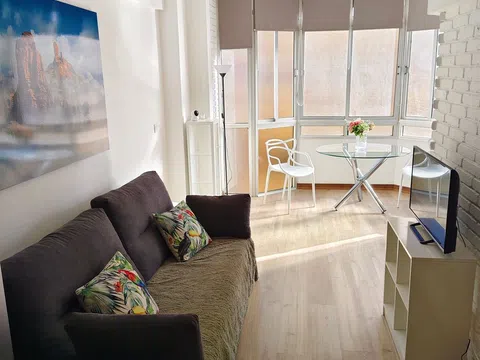 Estudio en calle Veintinueve de Abril, 51