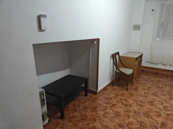 Piso en calle de Pilar Gascón, 10 - Foto 2