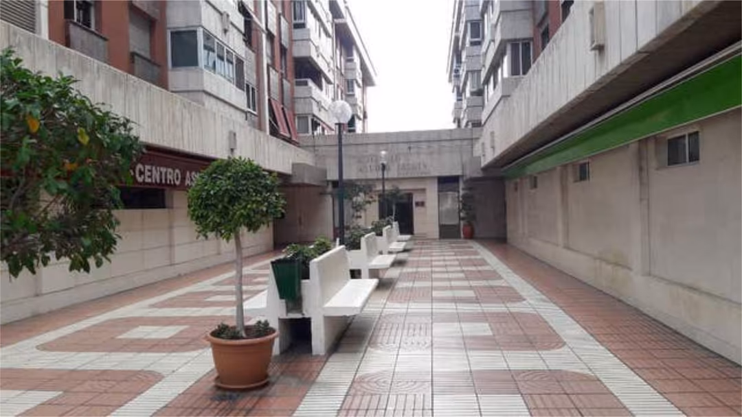 Piso en Ciudad Jardín - Foto 3