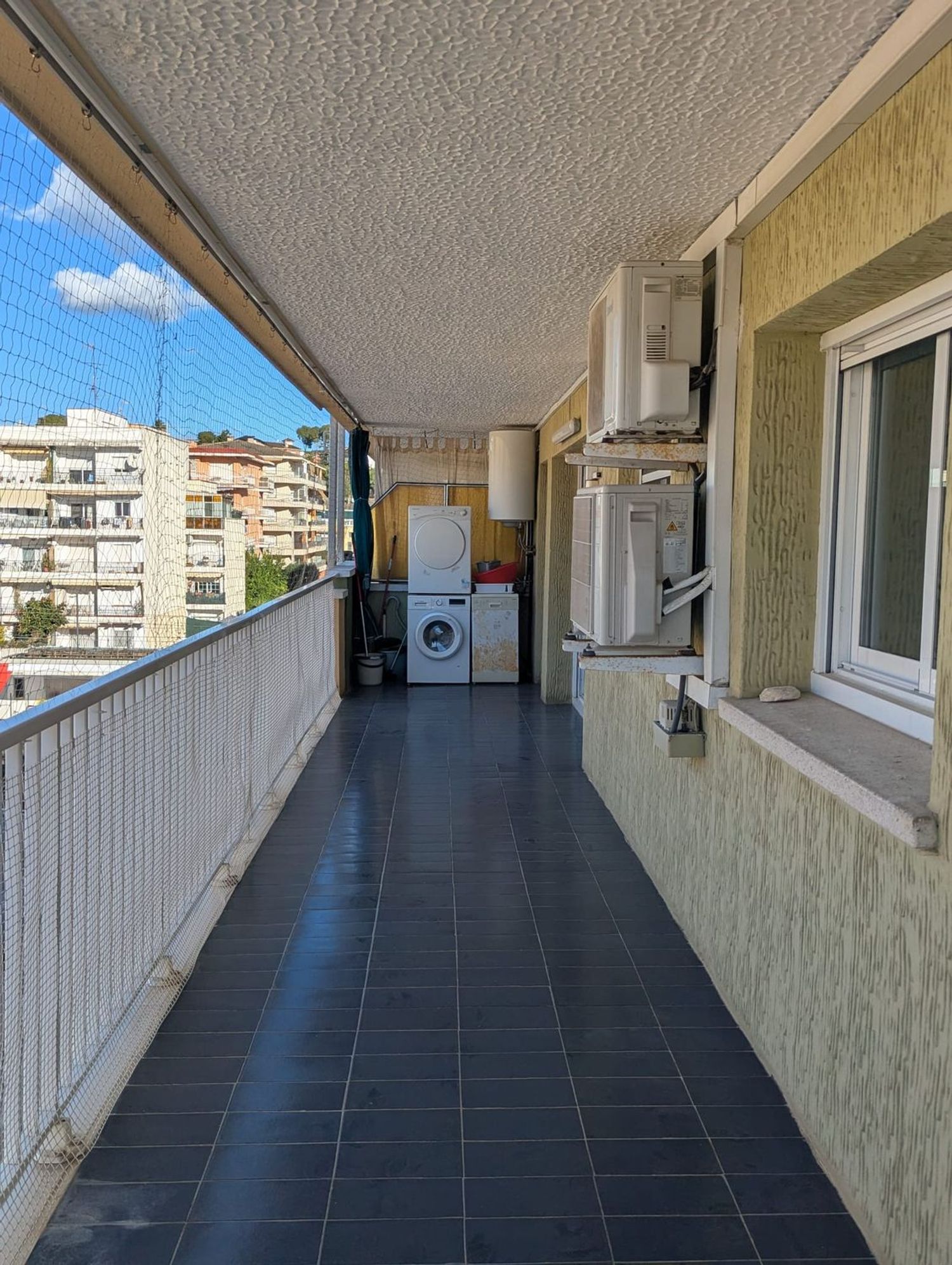 Piso en calle de Lluís Companys, 82 - Foto 3