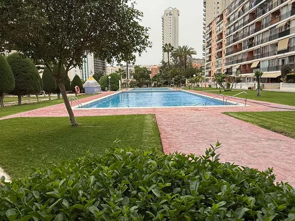 Piso en Avenida de la Marina Baixa, 13 - Foto 1