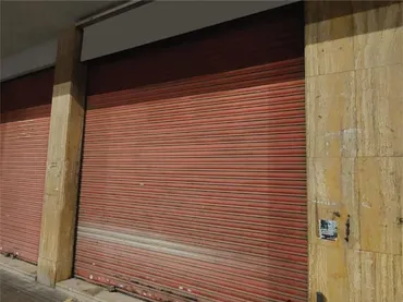 Local comercial en  Carrer Nostra Senyora del Pilar 4 - Foto 1