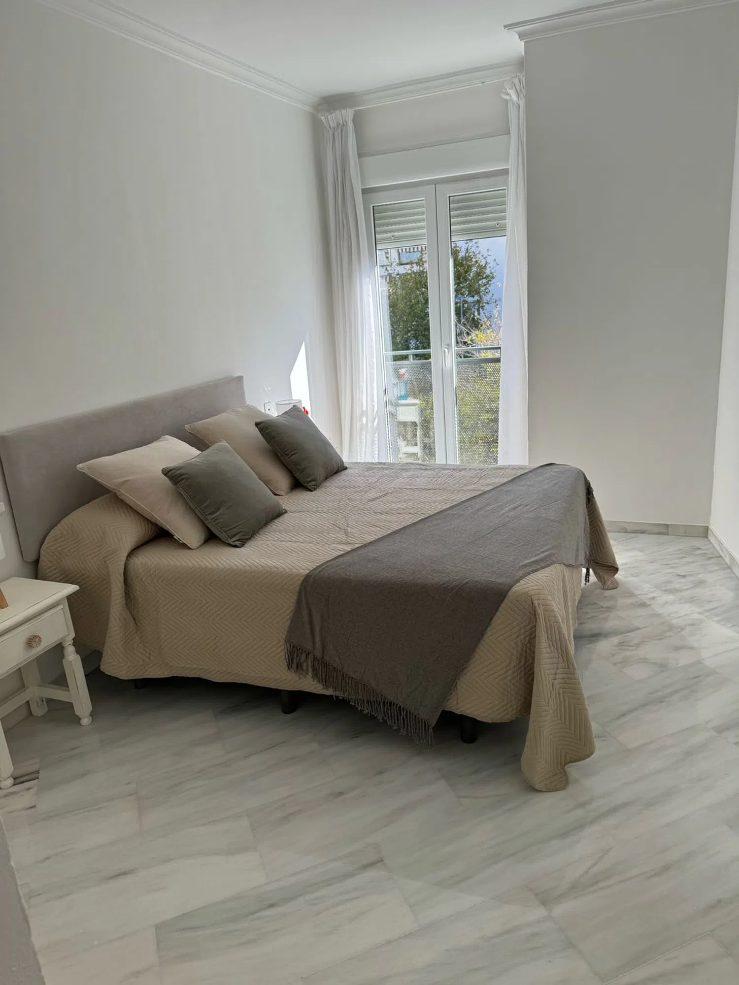 Piso en calle Juan Antonio Cavestany, 20 a - Foto 2