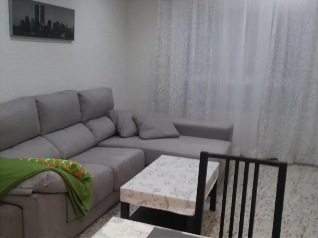 Piso en  Carrer Bernabé del Campo Latorre 25 - Foto 2