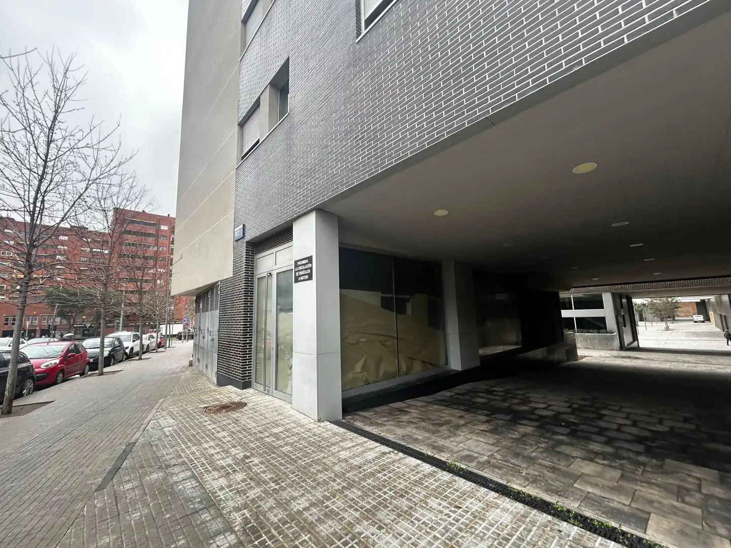 Local comercial en Cornellà de Llobregat - Foto 5