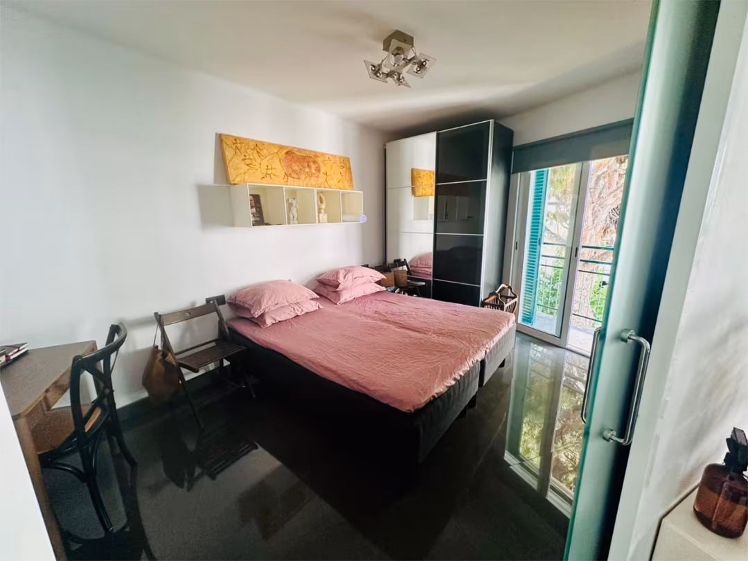 Piso en  Carrer de Rafael Llopart 74 - Foto 7