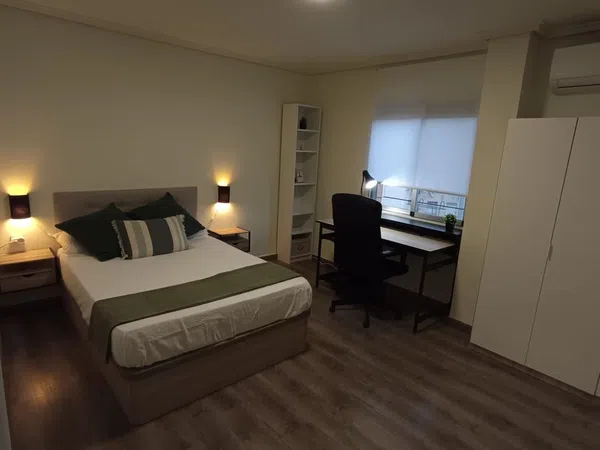 Piso en calle de Campoamor, 2