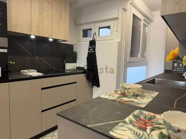 Piso en La Alhóndiga, La Alhóndiga - Foto 3