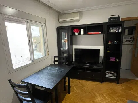 Piso en calle de Jerónima Llorente, 55