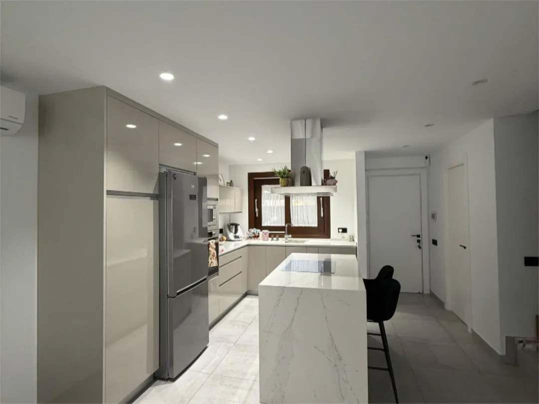 Piso en  Calle Diego de León 55 - Foto 8