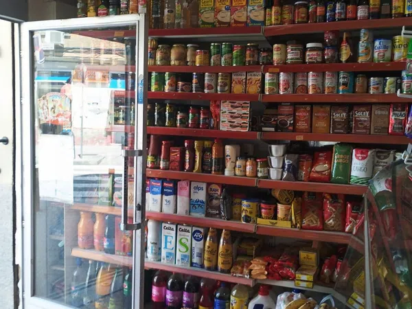 Local en Supermercado, tienda de alimentación en Calle d'Ausiàs Marc, Progrés-Pep Ventura - Foto 14