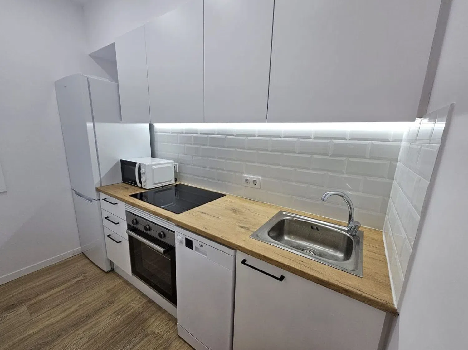 Estudio en calle dels Jocs Florals, 168 - Foto 5