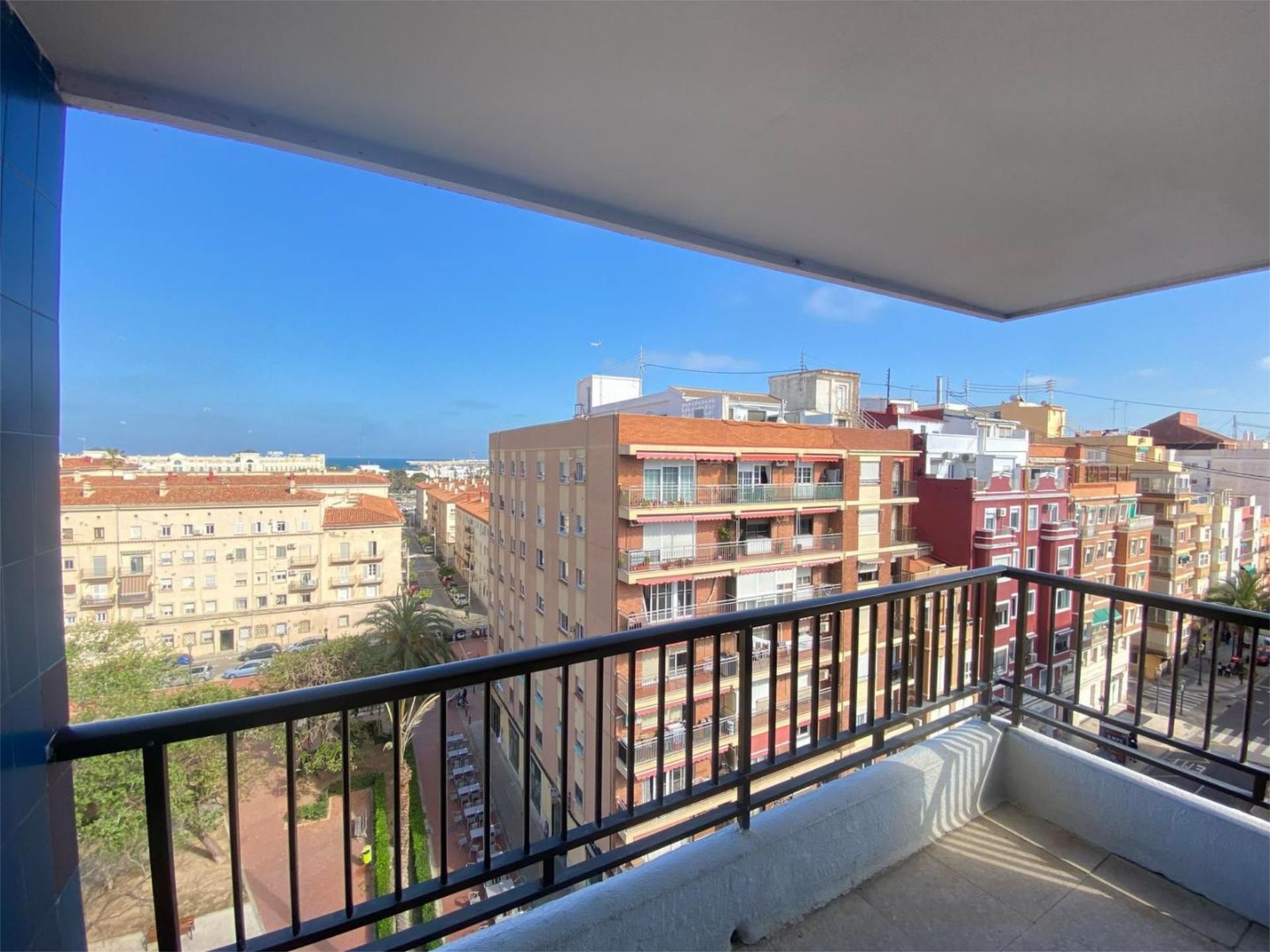 Piso en  Carrer de la Reina 10