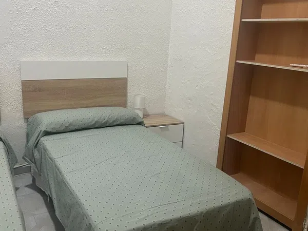 Casa independiente en calle d'Eugènia Viñes, 117 - Foto 1