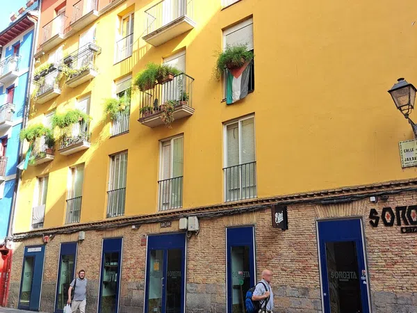 Piso en Descalzos, 1, Casco Antiguo, Casco Antiguo - Foto 1