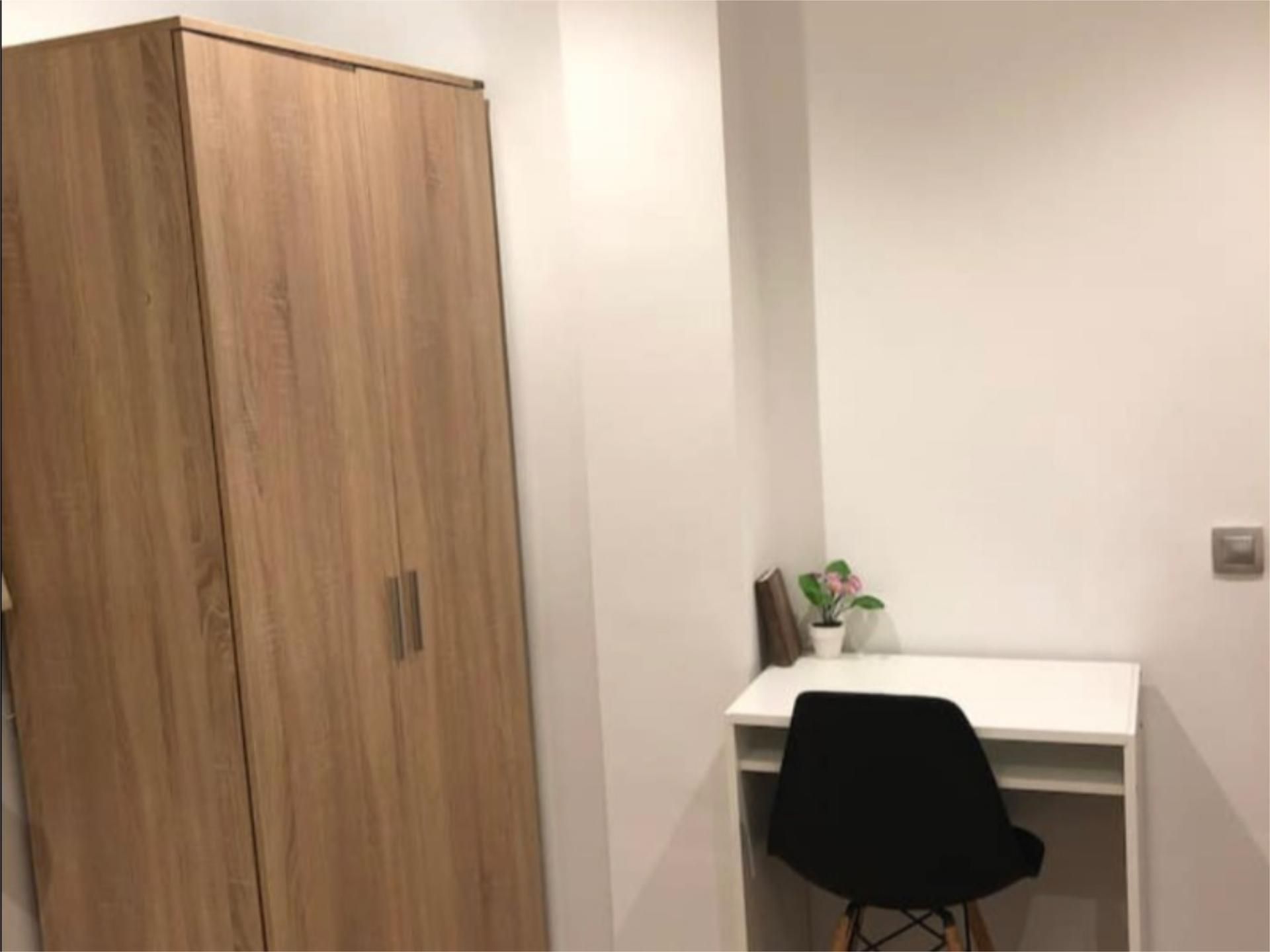 Piso en  Carrer de Bigastro 7 - Foto 6