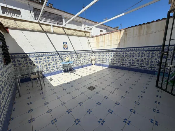 Chalet adosado en La Rinconada - Foto 7