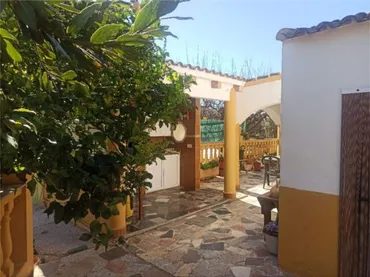 Casa adosada en Aafueras - Foto 6